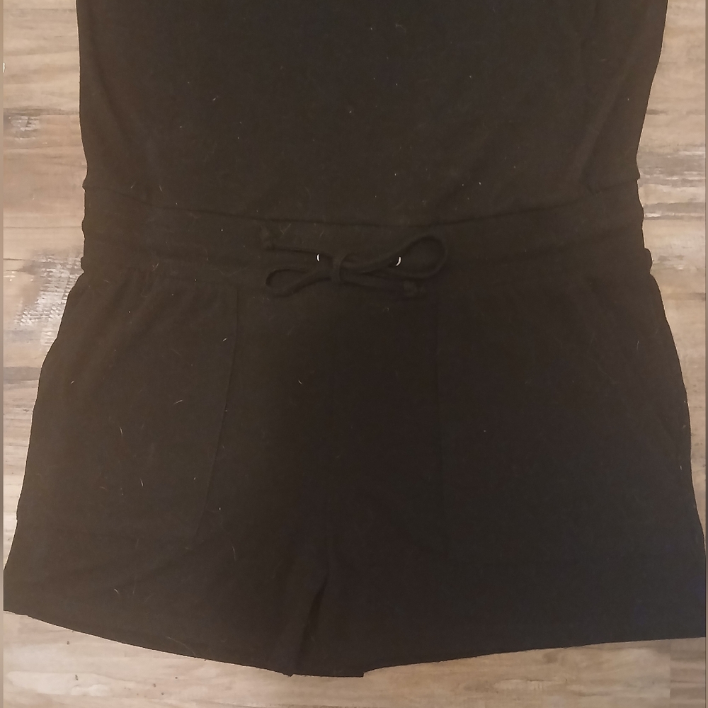 NWOT Theo & Spence Black Short Sleeve Romper. Womens Large. - Picture 4 of 6